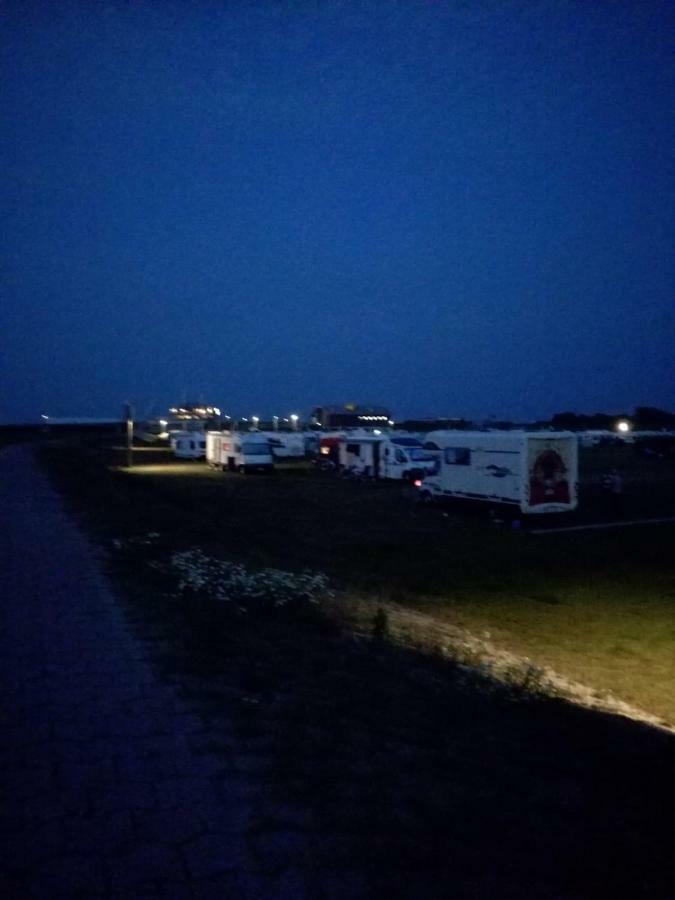 Fewo Schwarz Dornumersiel Buitenkant foto